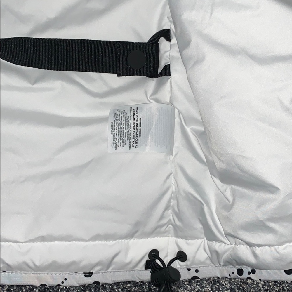 New Nike ACG Thermal Insulated Jacket - Picture 7 of 8